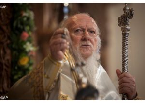 Bartholomée Ier lors de la Divine Liturgie le 26 juin